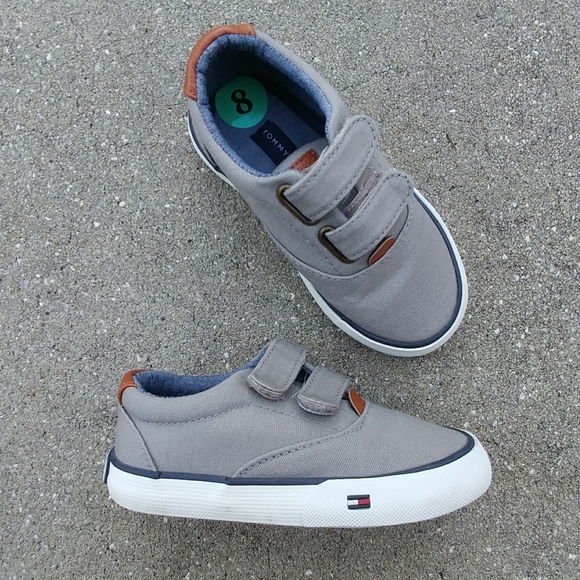 tommy hilfiger velcro shoes